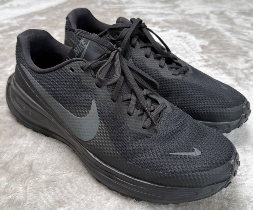 Nike Revolution 8 Black Anthracite Running Shoes Sneakers Mens 11 HJ9198-002